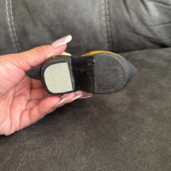 Western Cowboy Boot Figurine Hand-Painted Ceramic Multicolor Decoration - Picture 4 of 6